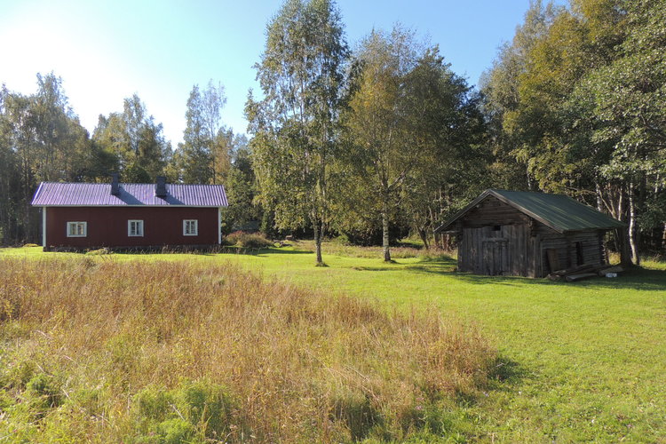Talkoopäivä Stora Fagerön mökillä Talkoopäivä Stora Fagerön mökillä